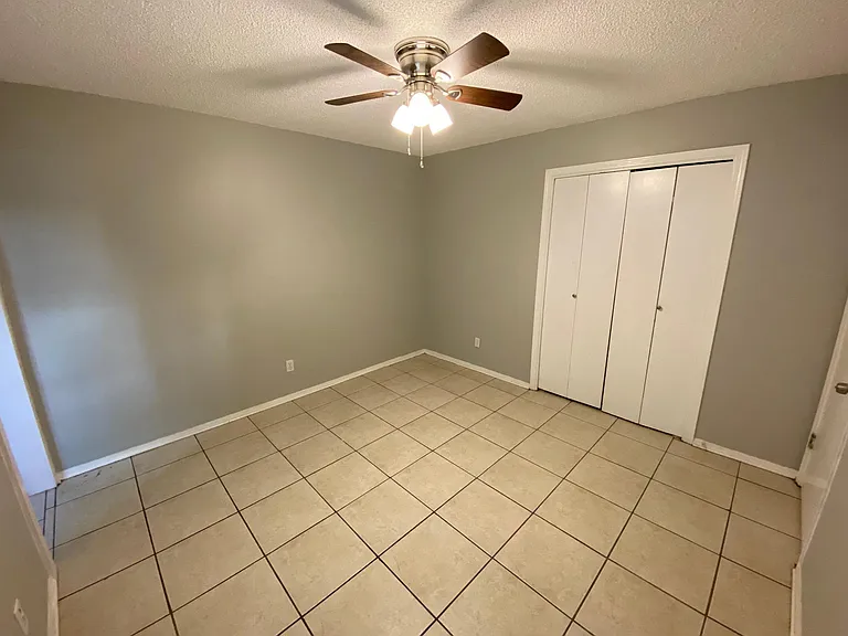 5727 Muldoon Rd #1 — Photo 3
