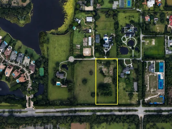 8600 Surrey Ln, Boca Raton, FL 33496