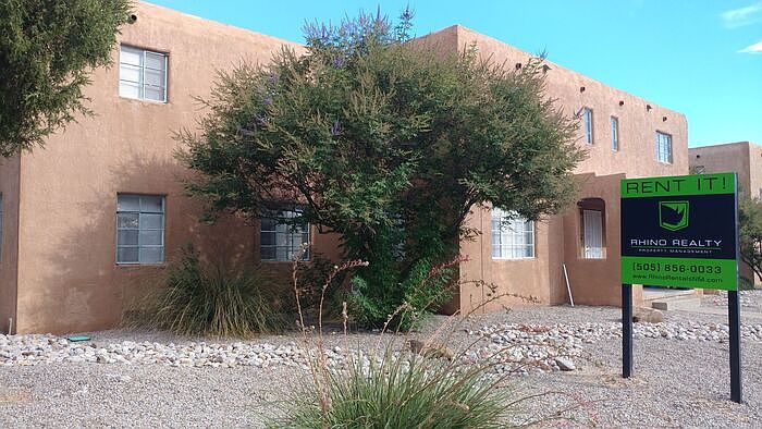 1st image of 1019 Hermosa Dr SE