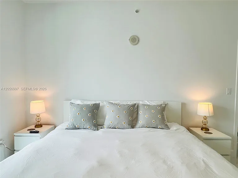 79 SW 12th St #1510 — Photo 36