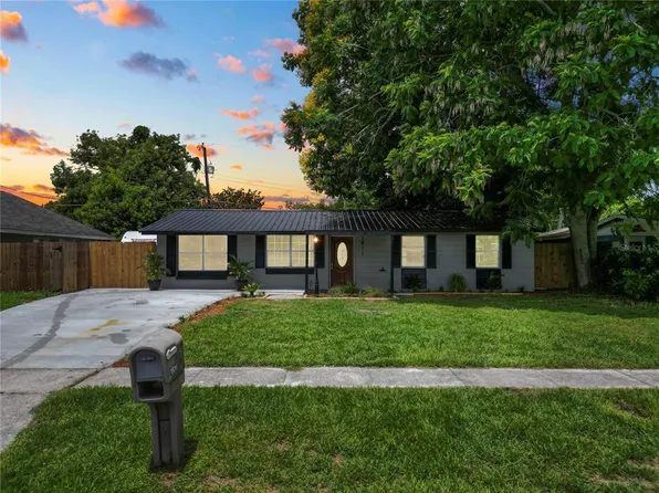1611 SMITHFIELD CIRCLE W, LAKELAND, FL 33801
