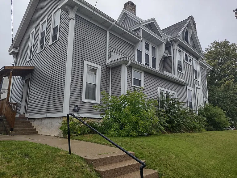 1655 N Marshall St #4 — Photo 3
