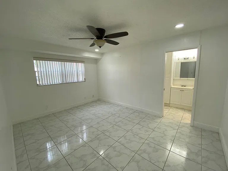 138 Lake Frances Dr — Photo 7