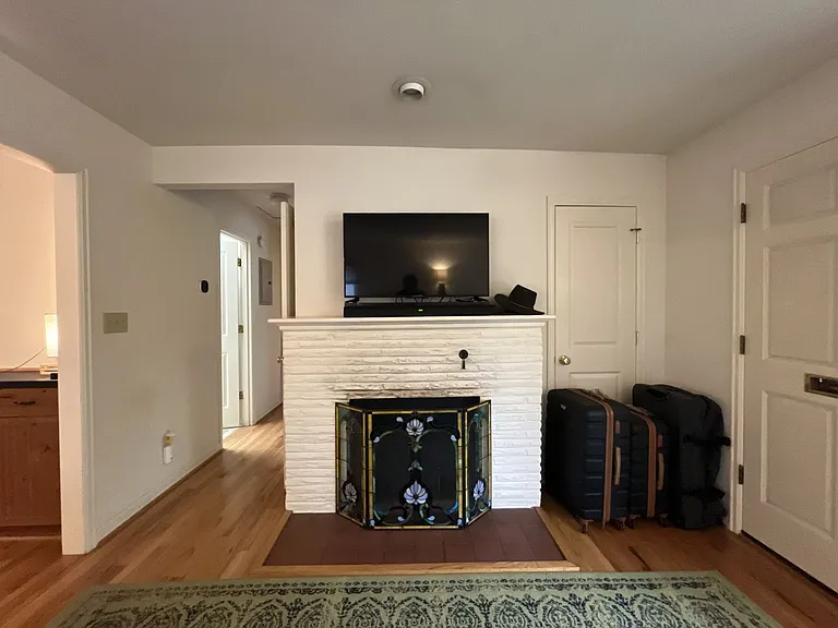 7311 SW 3rd Ave — Photo 22