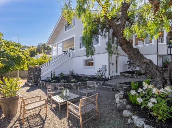 2205 Paradise Drive, Tiburon, CA 94920