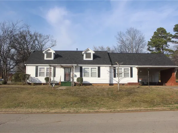 1008 W College St, Ozark, AR 72949
