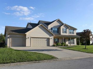 221 Chattan Dr, West Lafayette, IN