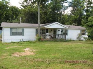 45 Martin Hollow Rd, Pleasant Shade, TN 37145
