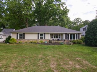 28928 Osborn Rd, Bay Village, OH 44140