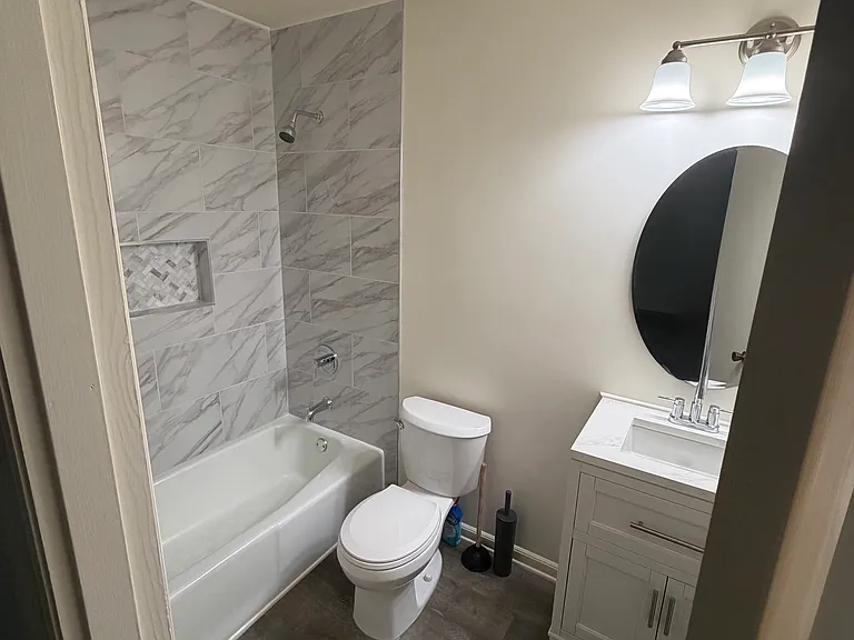 2208 Montreat Dr — Photo 2