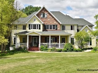 41W650 McDonald Rd, Campton Hills, IL 60124