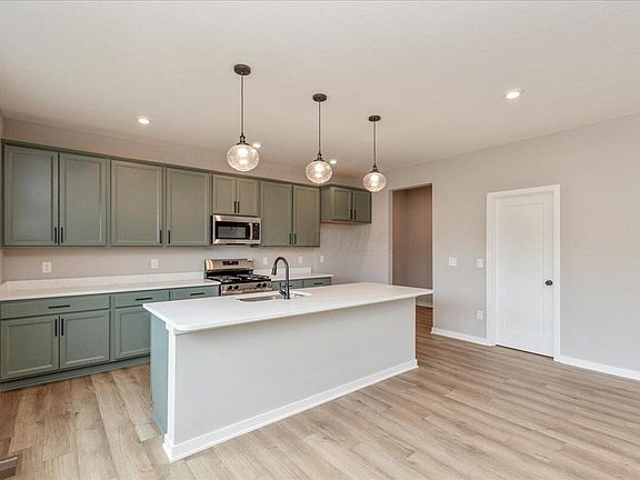 7th image of this home