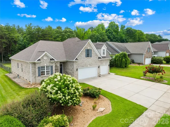 144 Quail Haven Dr, Troutman, NC 28166
