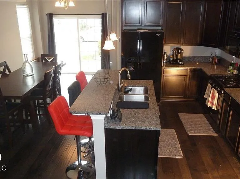 9681 Angelica Dr — Photo 11