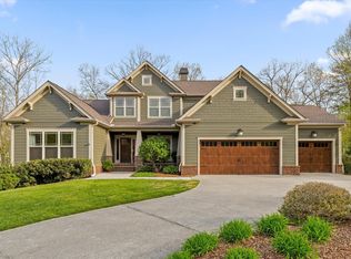2639 Sly Fox Ln, Signal Mountain, TN 37377