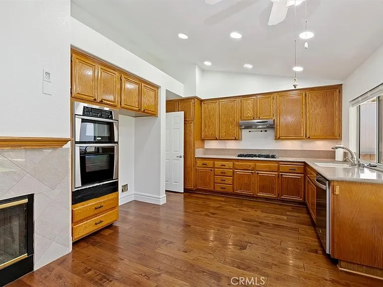 10045 Miracanto Way — Photo 18
