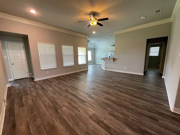 2nd image of 107 Freedom Dr