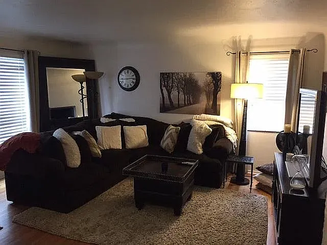 3 bed, 1450 sqft, $2,550 — Photo 3