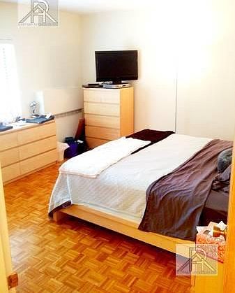 2nd image of 41 Williams St #305