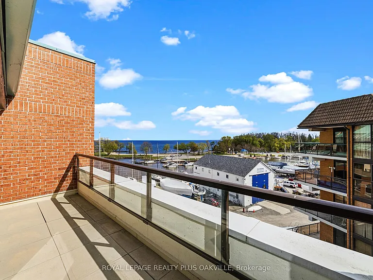 100 Bronte Rd #404 — Photo 15