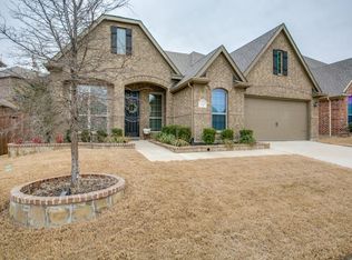 620 Newchester Dr, Roanoke, TX 76262