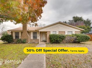 6596 Old Mill Cir, Watauga, TX 76148