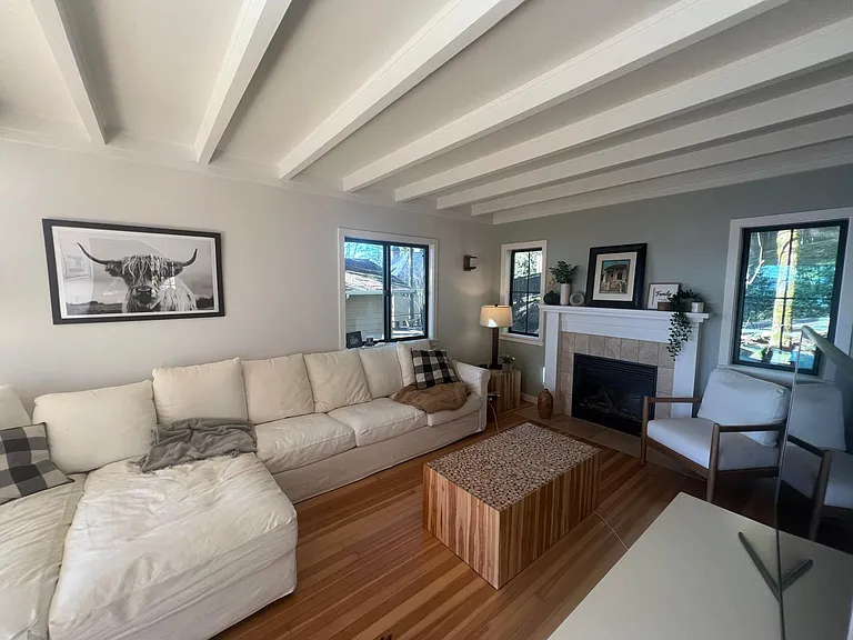 11557 Holmes Point Dr NE — Photo 26