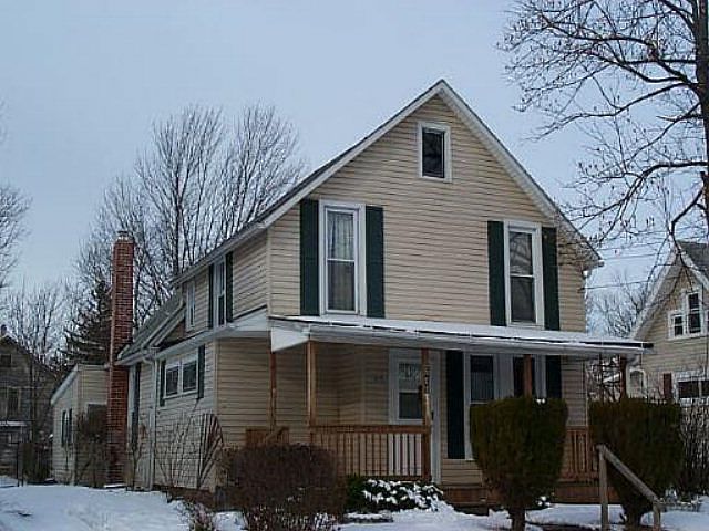 2nd image of 511 Grant St