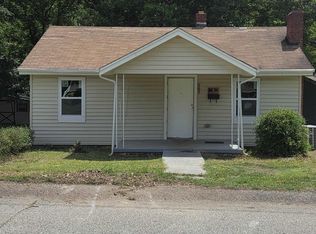 207 Sanders St, Honea Path, SC 29654