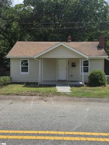 207 Sanders St, Honea Path, SC, 29654