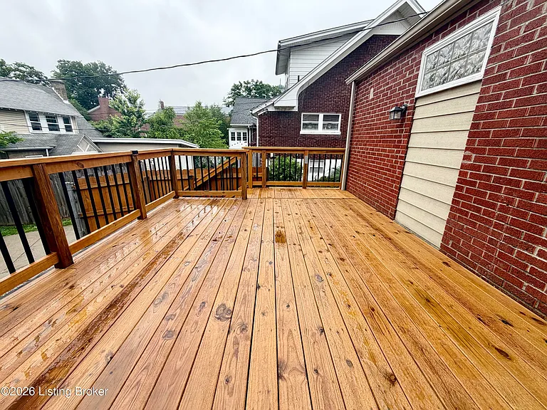 2219 Woodbourne Ave — Photo 12