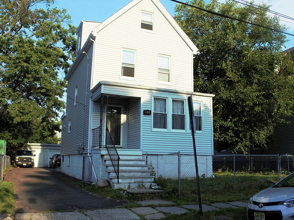 1st image of 82-84 Headley Ter