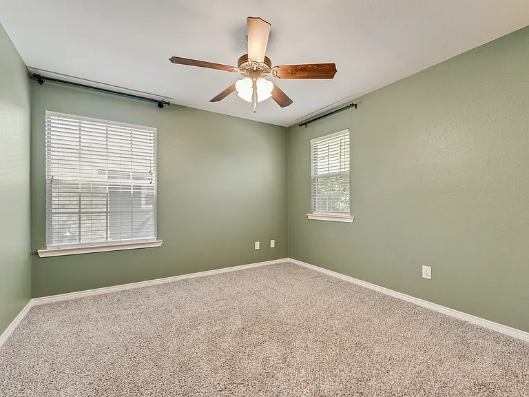 4641 Reunion Dr — Photo 19