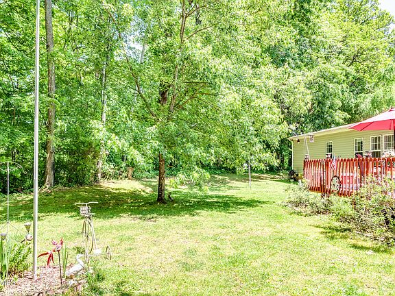 3rd image of 1019 Ashley Meadows Dr