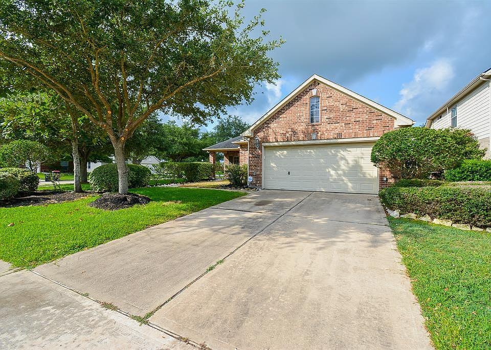 1st image of 21503 Round Creek Ct