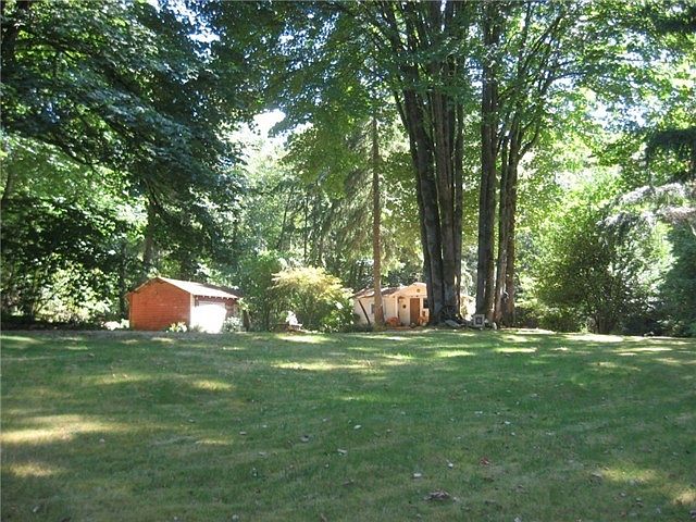 2nd image of 5729 Minard Rd W
