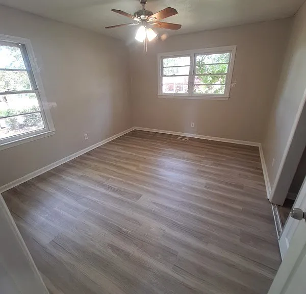7655 Fletcher Ave — Photo 11