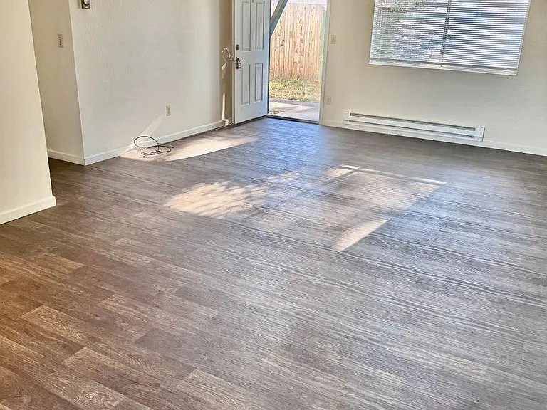 1315 SW G St — Photo 5