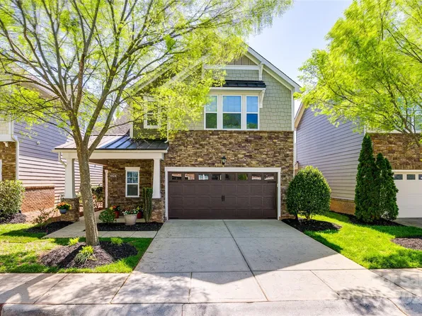 6024 Glenmore Garden Dr, Charlotte, NC 28270