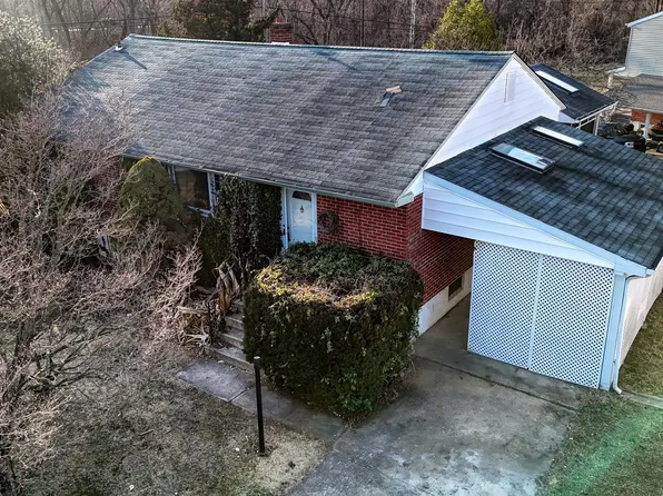 2 Sheffield Manor Dr, Newark, DE 19711