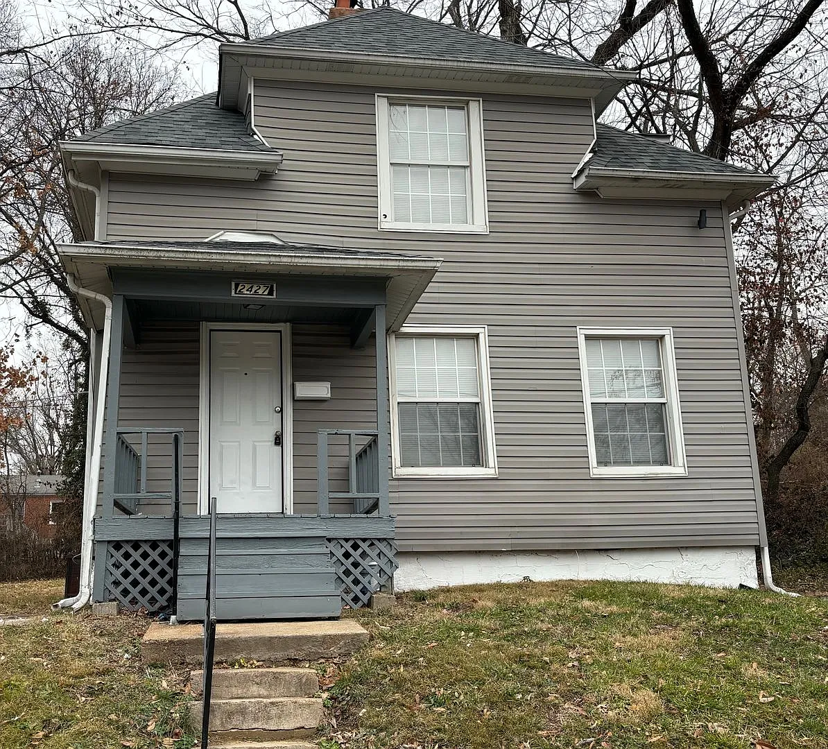 Coming Soon ! 2 Story - Large 3 Bedroom 1 Bath Home 2 Story — Photo 1