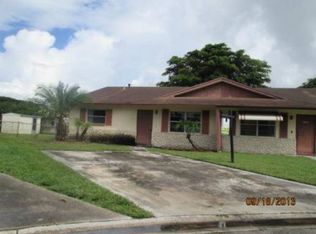 3949 Harwood St, West Palm Beach, FL 33403