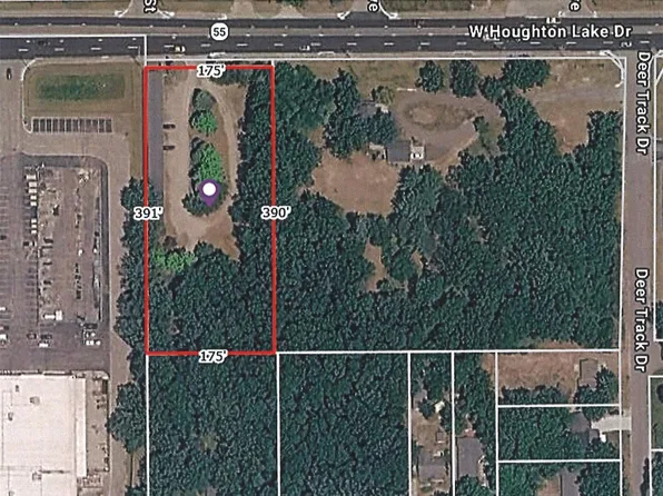 3419 W Houghton Lake Dr, Houghton Lake, MI 48629