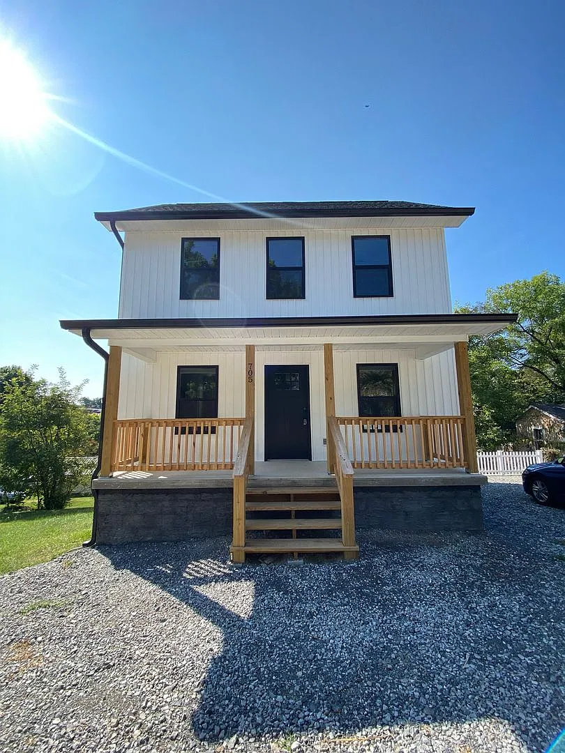 705 W Rhoten St, Jefferson City, TN 37760 — Photo 1