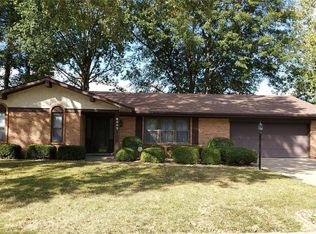 6005 Heritage Station Rd, Belleville, IL 62223