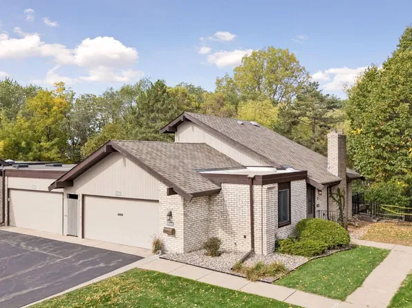 8060 Pennsylvania Rd, Bloomington, MN 55438