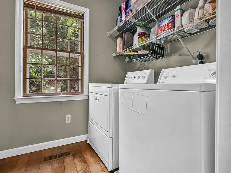128 Old Town Farm Rd — Photo 15