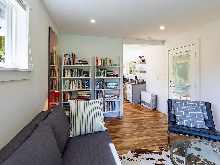 3411 Beaver Meadow Rd — Photo 11