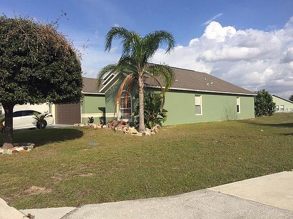 3rd image of 1122 Lake Charles Dr