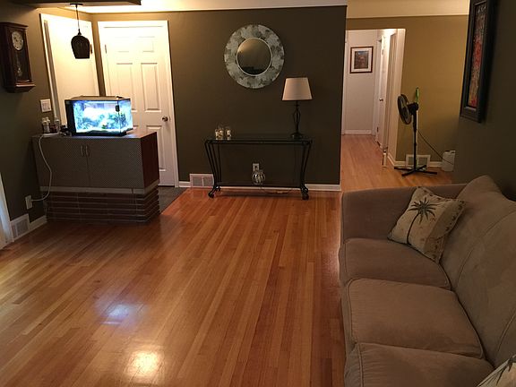 4th image of 28140 Kendallwood Dr